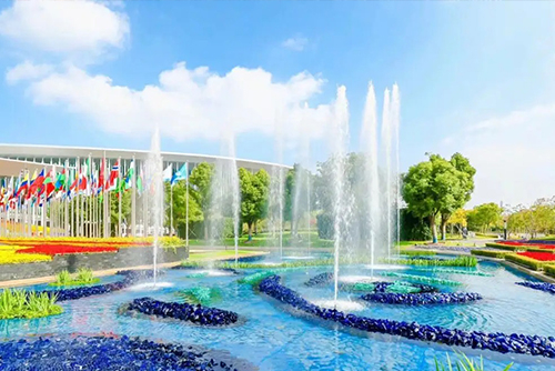 回眸進(jìn)博會(huì)，一組數(shù)據(jù)告訴你為什么進(jìn)博會(huì)生意越做越大